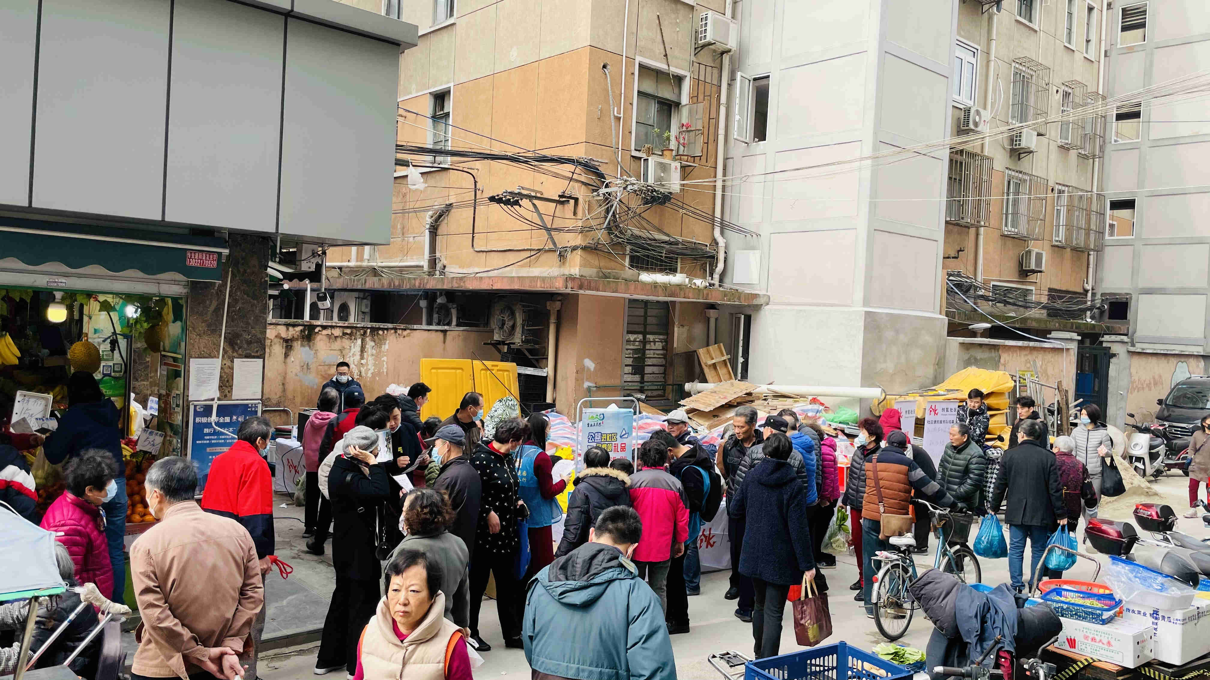 3.26创氪公益走进虹桥街道开展助残扶弱公益活动